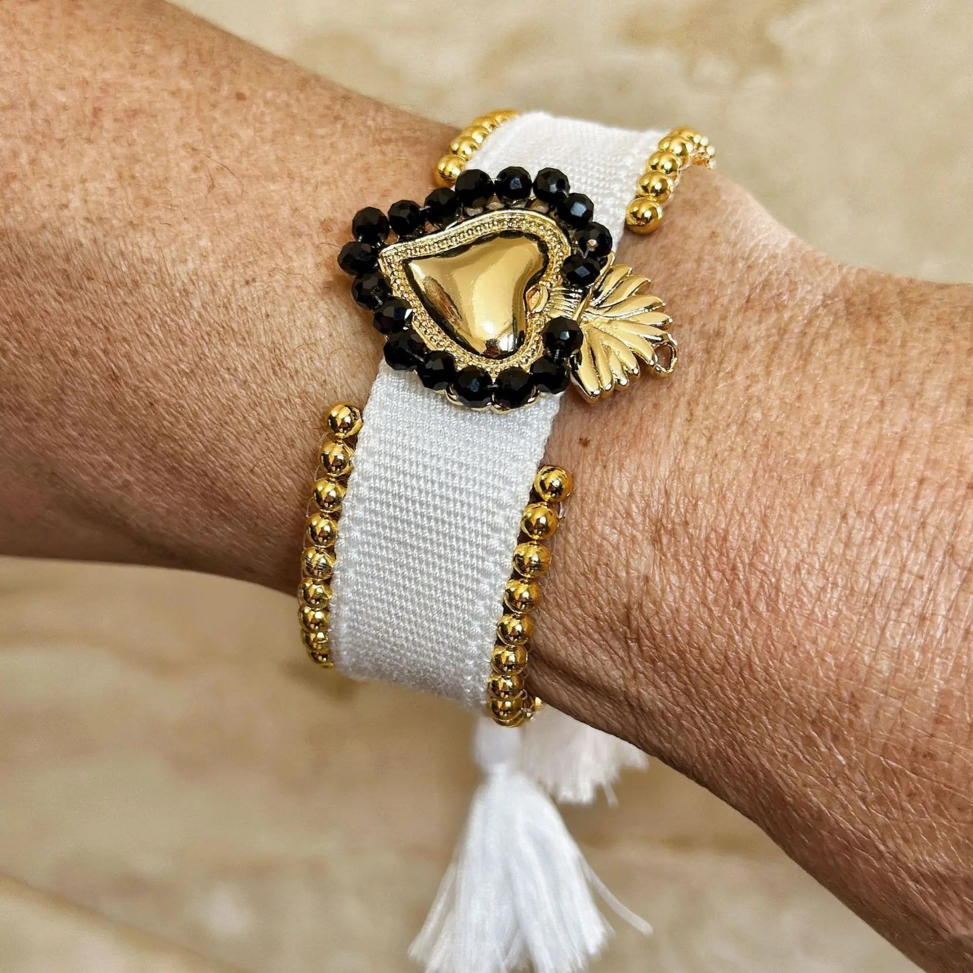 Golden Sacred Heart Bracelet – Adjustable Cotton Rope Christian Jewelry for Women - Image 5