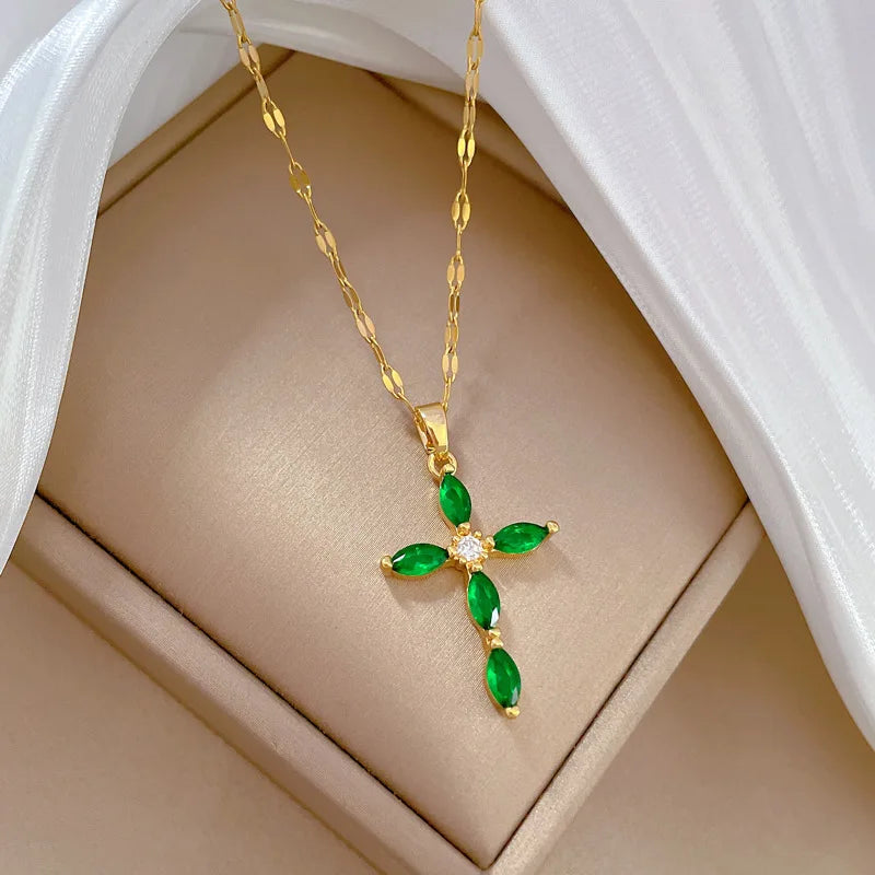 Fashionable Green Cross Necklace – Retro Light Luxury Christian Jewelry for Women - Image 4