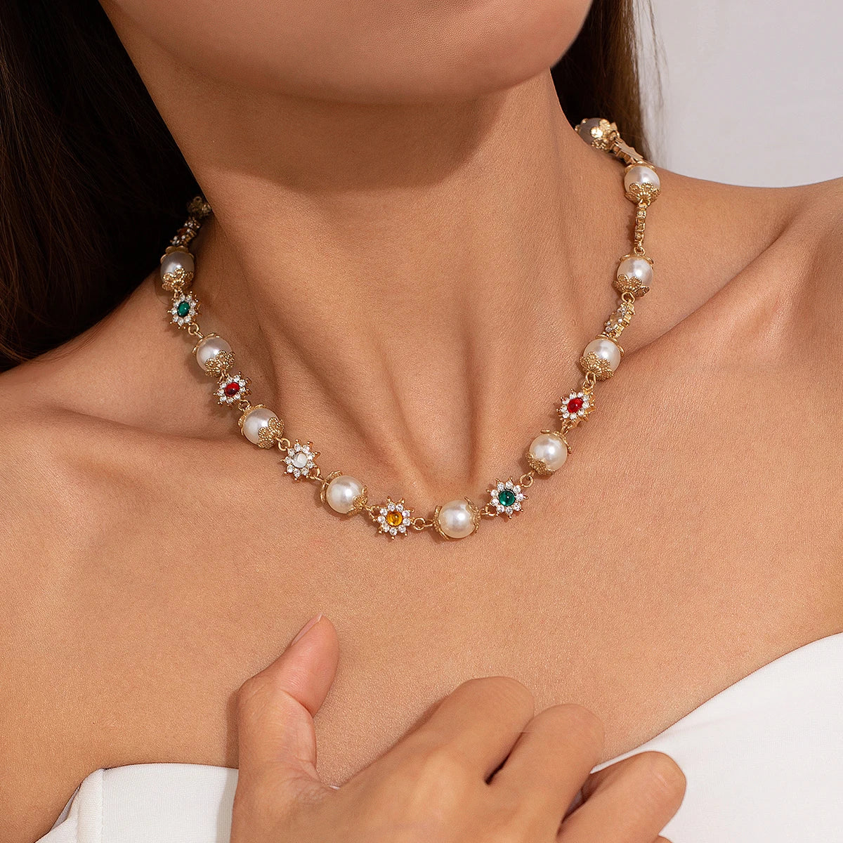 Ingemark Luxury Rhinestone & Imitation Pearl Beads Necklace - Image 10